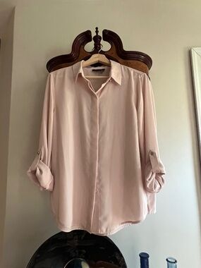 Dkny pale pink blouse